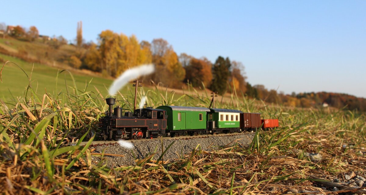 Nicht viel zu tun hatte an einem kühlen Nachmittag im Herbst 1971 die U43 mit dem FW32 von Frauental-Bad Gams nach Wildbach als sie aus der Haltestelle Geipersdorf-Wildbachberg beschleunigt.
