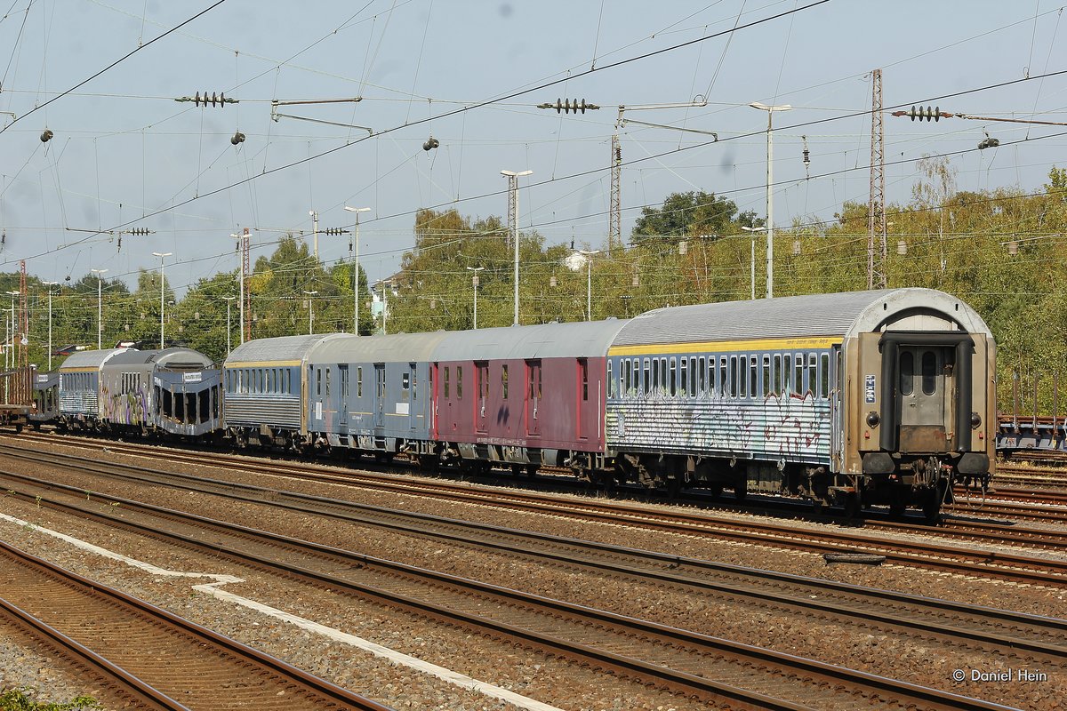 Niederländische Waggons standen in Düsseldorf Rath abgestellt, am 09.09.2016.