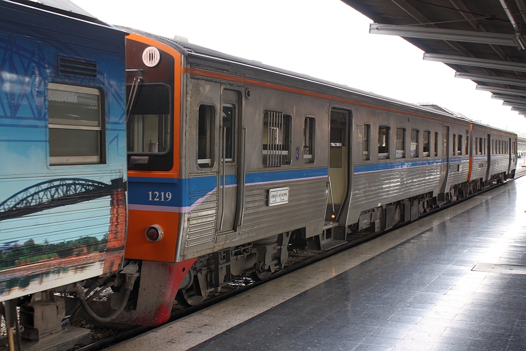 NKF 1219 am 30.Mai 2013 im Bf. Hua Lamphong.