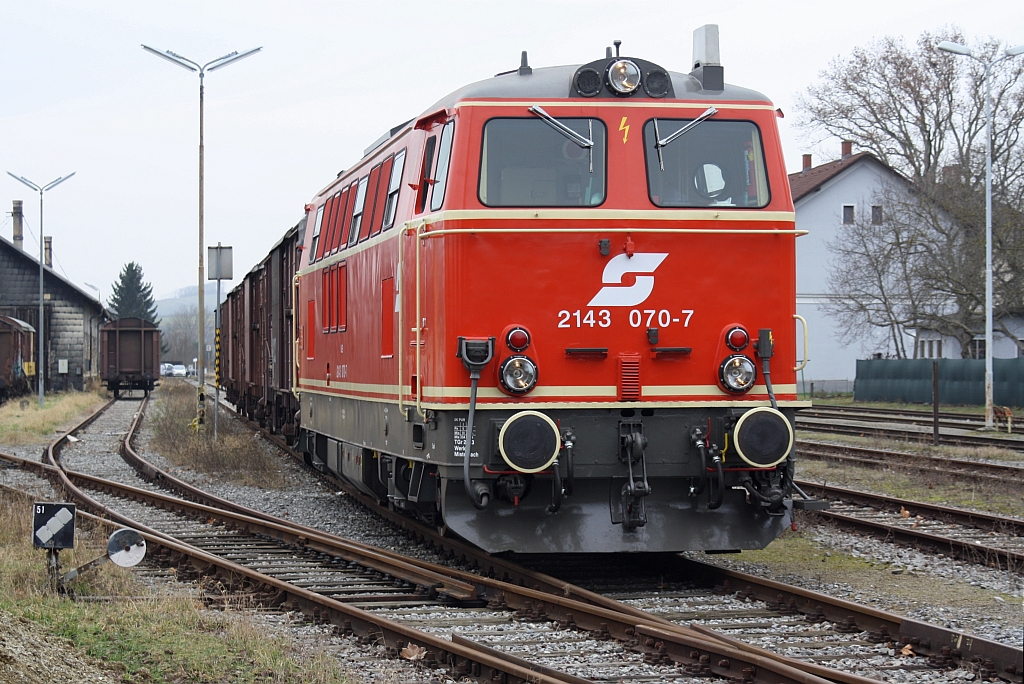 NLB 2143 070-7 am 24.Jänner 2015 beim Verschub in Mistelbach LB.