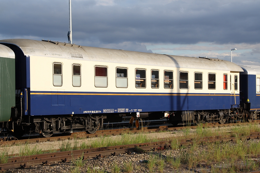 NLB 50 81 88-42 101-2 Srz am 18.September 2016 in St.Pölten-Alpenbahnhof.