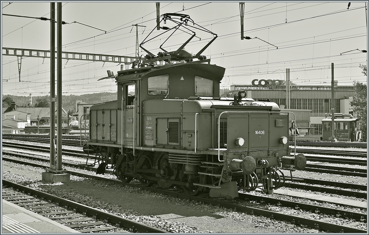 Noch im Sommer 2017 stand die Ee 3/3 16408 (Baujahr 1946) in Biel/Bienne im Einsatz der SBB. 

18. August 2017