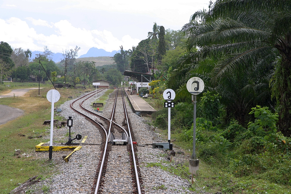 Nördlicher Einfahrbereich der Huai Yot Station am 10.Jänner 2023.