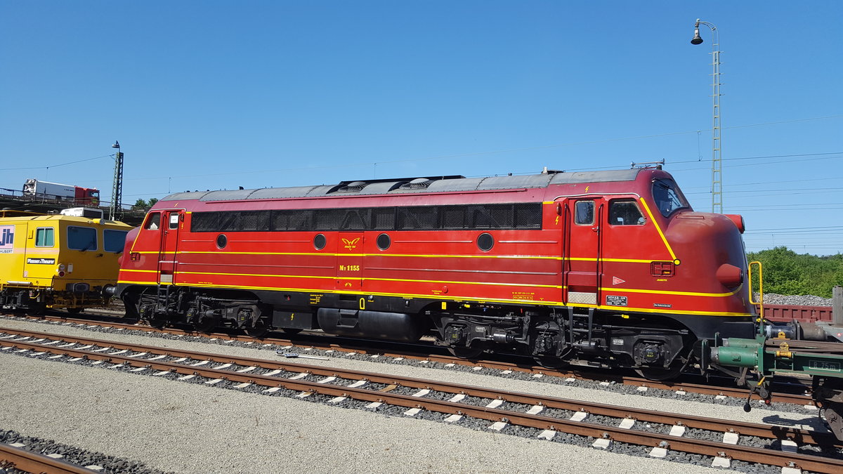 NOHAB MY 1155 mit Bauzug in Göttingen am 14.06.2019