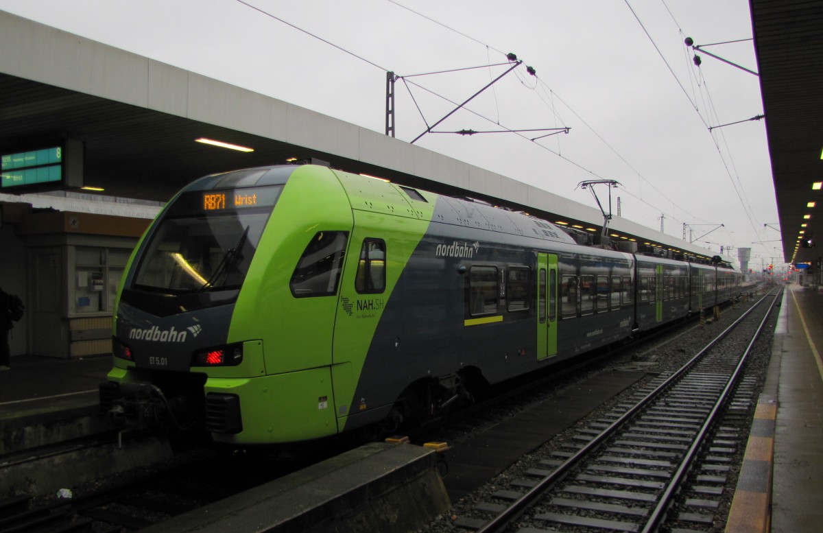 nordbahn ET 5.01 als NBE 83814 nach Wrist, am 20.02.2016 in Hamburg-Altona.
