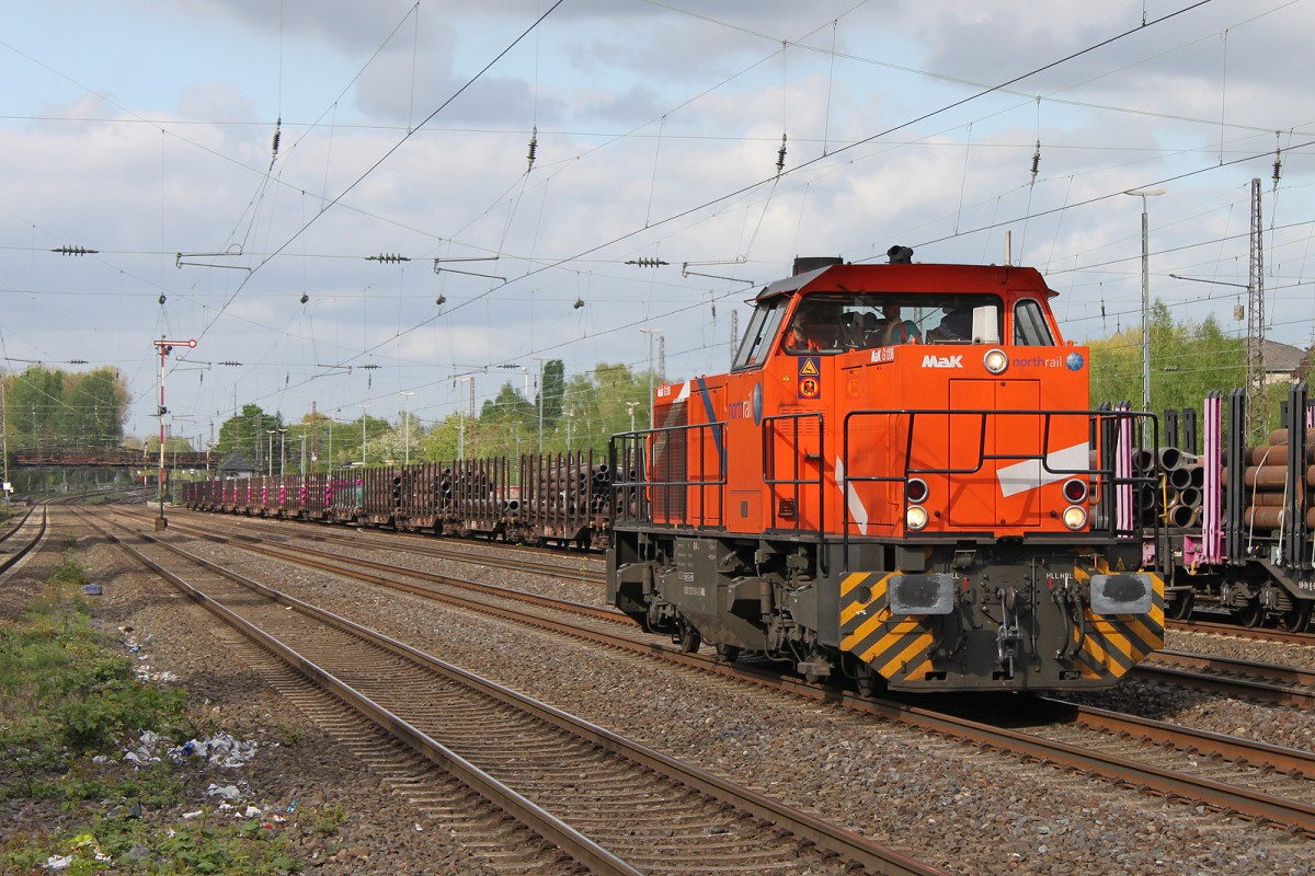 Northrail 275 804 fuhr am 15.4.14 Lz durch Düsseldorf-Rath.