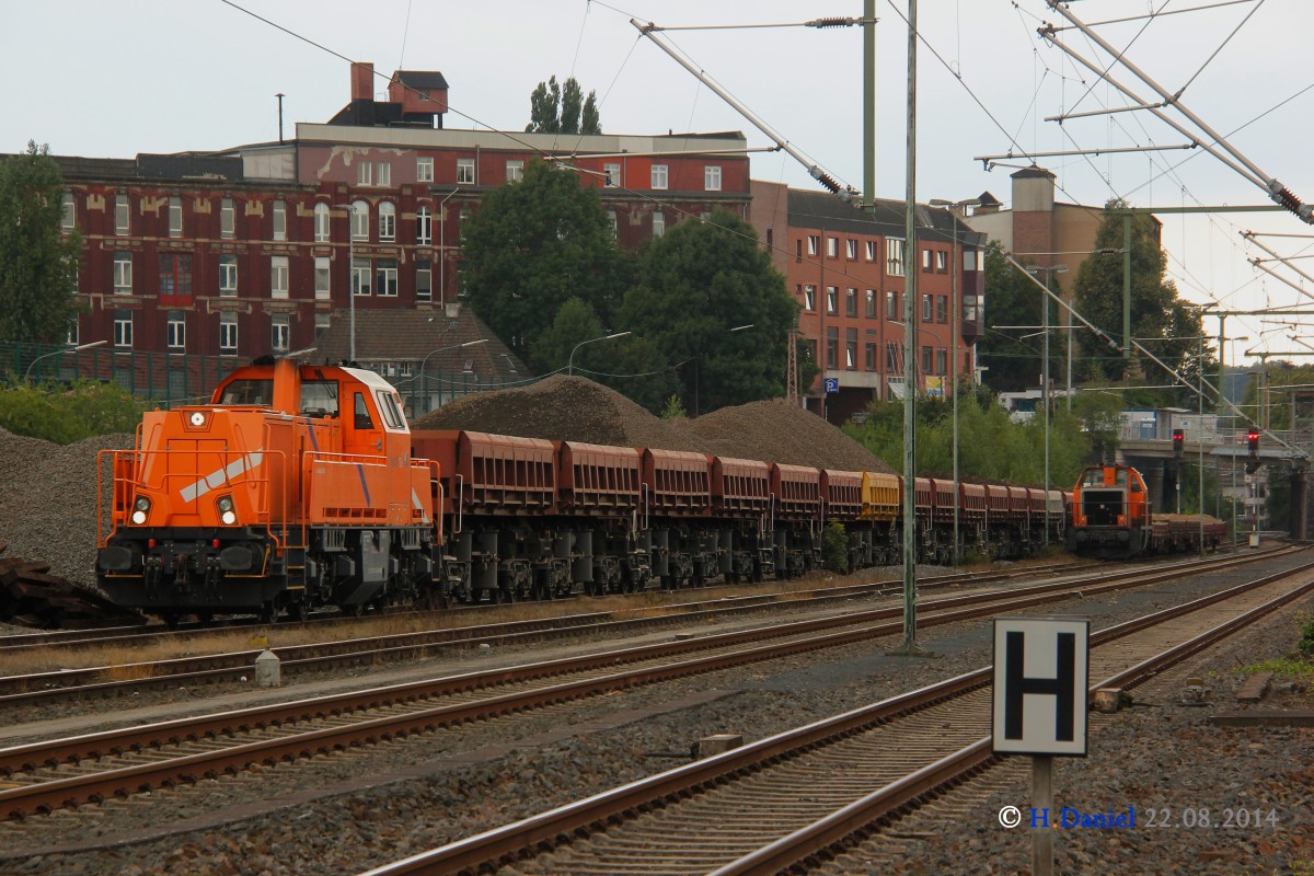 Northrail Voith Gravita mit Schotterzug in Wuppertal, August 2014.