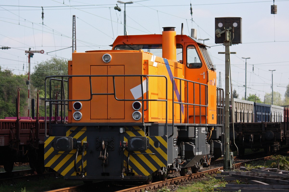 Northrail/TWE 274 104 mittlerweile fr die NIAG unterwegs.Hier am 5.5.13 abgestellt in Dsseldorf-Rath.