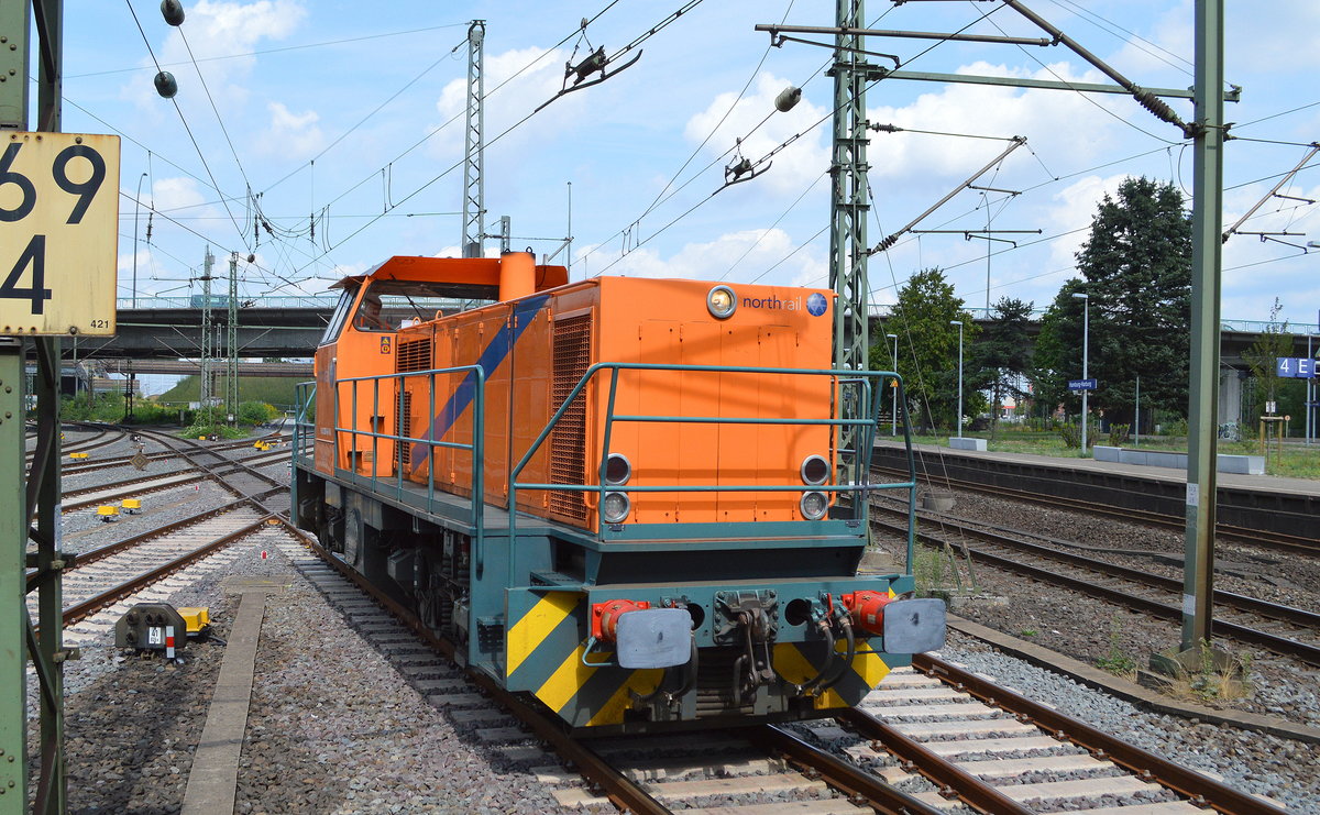 nortrail Lok (NVR-Nummer: 98 80 0272005-6 D-NRAIL) setzt im Bahnhof Hamburg Harburg um, 06.08.19