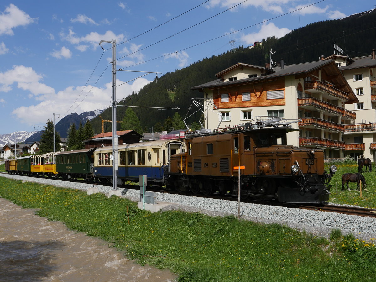 Nostalgiezug R 1839 Davos Platz - Filisur mit Krokodil Ge 6/6 I 415; Ortsausgang Davos, 11.06.2019

