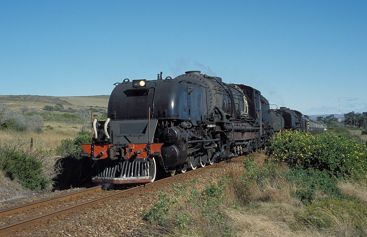 Nr. 2575 + Nr. 2351  Baakforntein  21.08.01