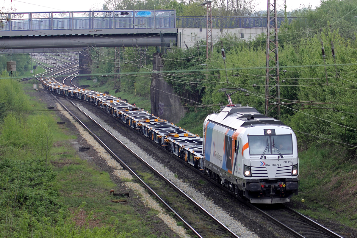 NRAIL 248 015-0 unterwegs für RHC auf der Hamm-Osterfelder Strecke in Recklinghausen 26.4.2022