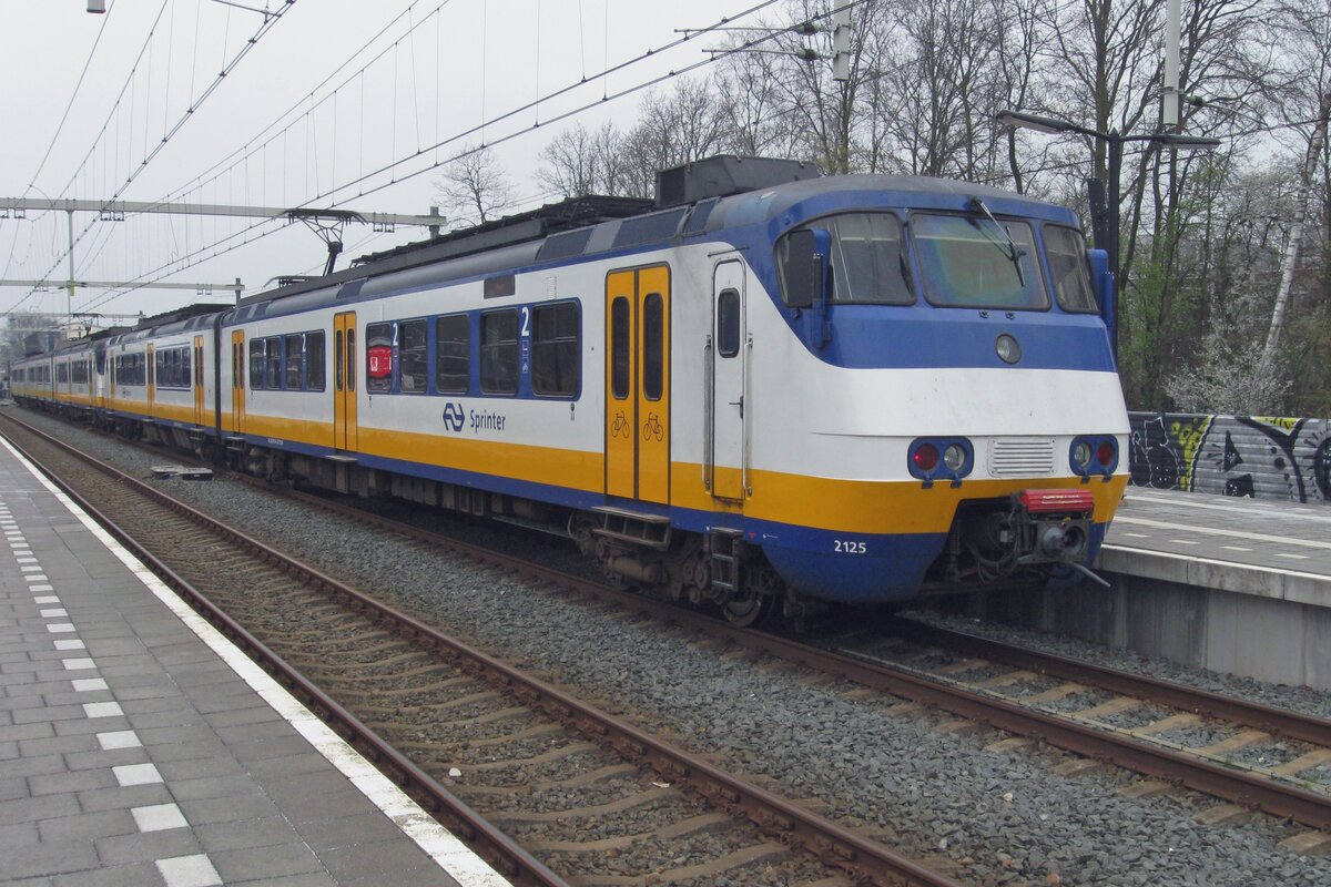 NS 2125 steht am 29 November 2019 in Wijchen.