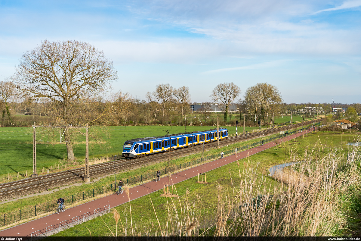 NS SNG / Hengelo, 12. April 2022<br>
Sprinter Apeldoorn - Enschede