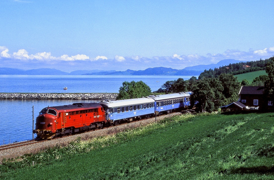 NSB 3623, Ranheim, 422, 11.06.1999.
