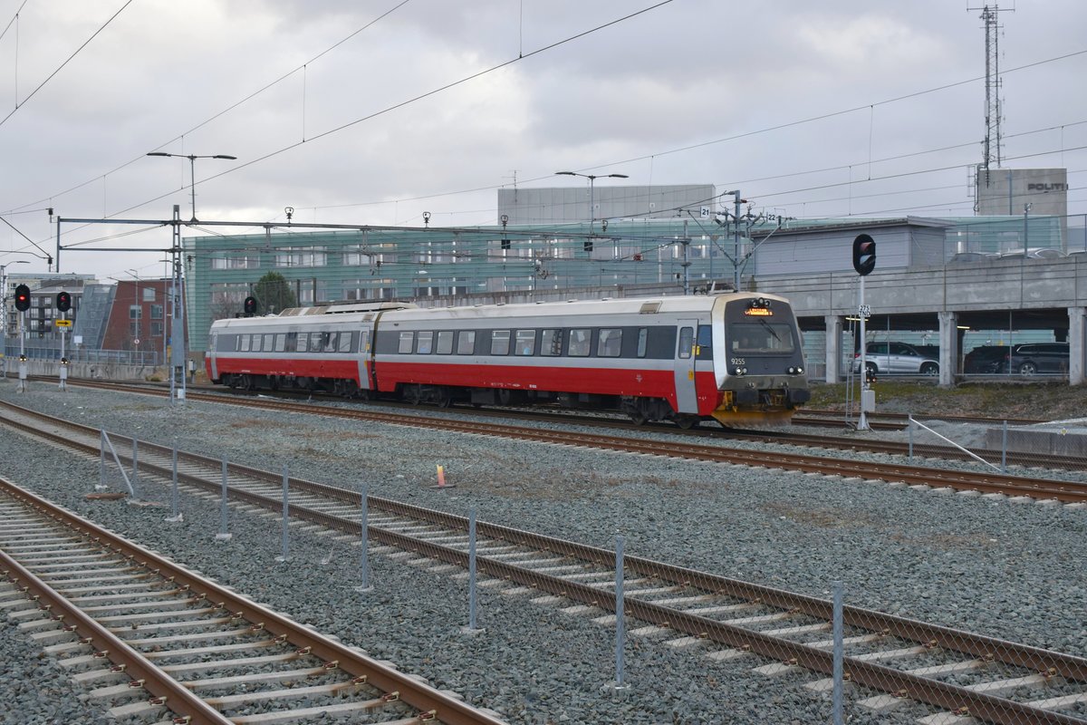 NSB 9255 als R 426, Steinkjer - Lundamo, in Trondheim S. 27.02.2019