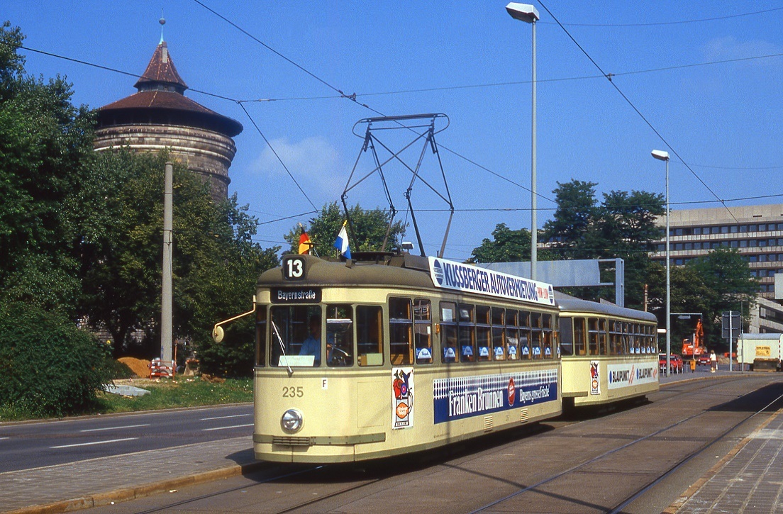 Nürnberg 235, Rathenauplatz, 31.08.1987.
