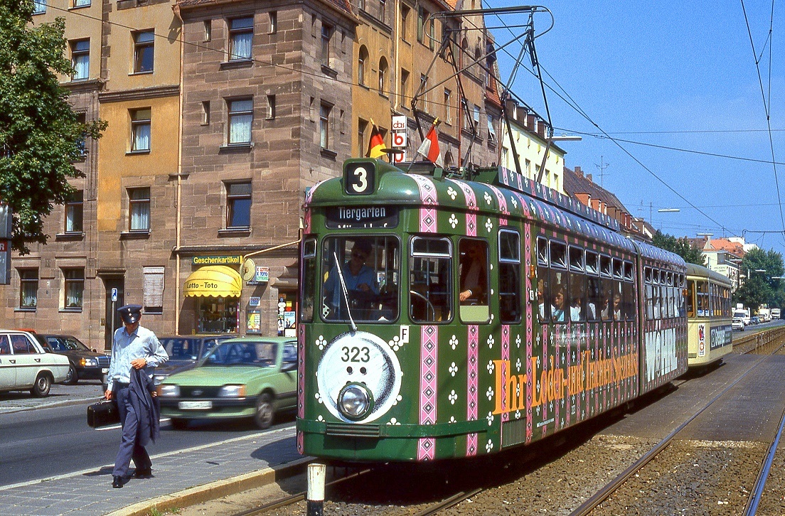 Nrnberg Tw 323 in der ueren Bayreuther Strae, 31.08.1987.