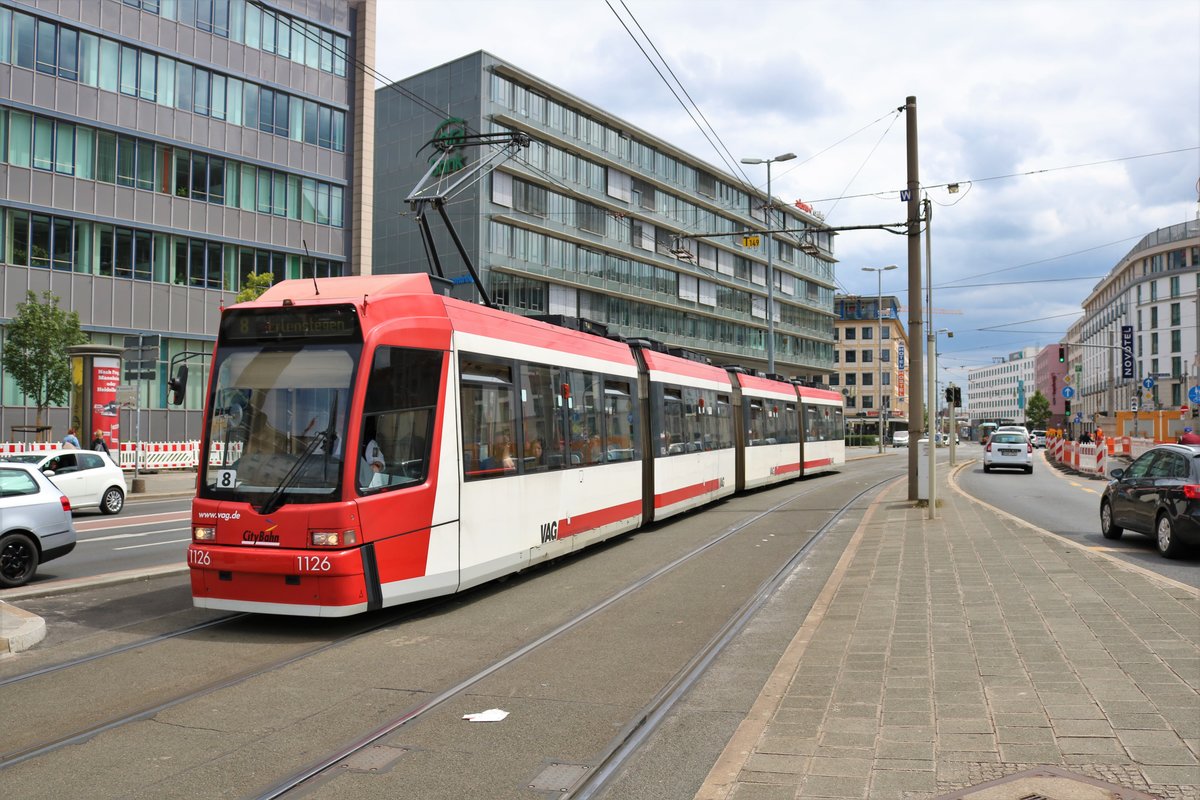 Nürnberger Verkehrs AG Adtranz GT8N Wagen 1126 am 24.06.18 in Nürnberg Hbf