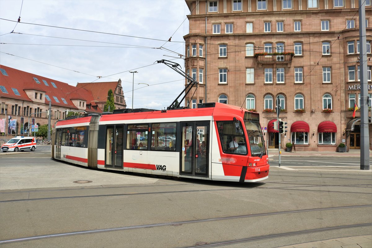 Nürnberger Verkehrs AG Adtranz GT8N Wagen 1114 am 24.06.18 in Nürnberg Hbf