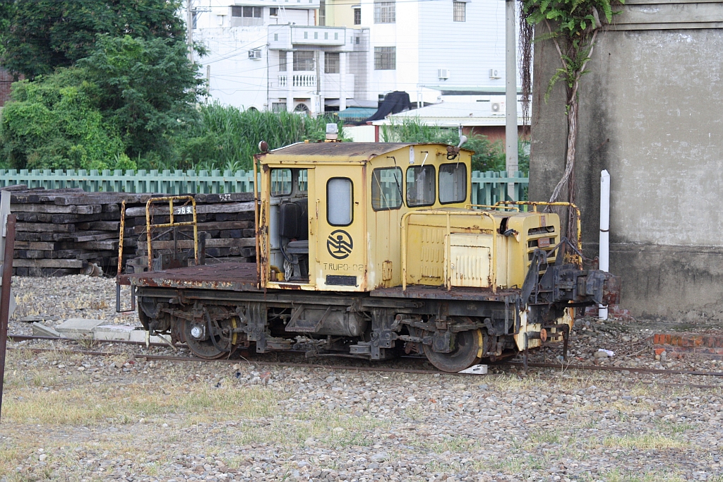 Nummernloser Kleinwagen am 03.Juni 2014 in der Ershui Station.