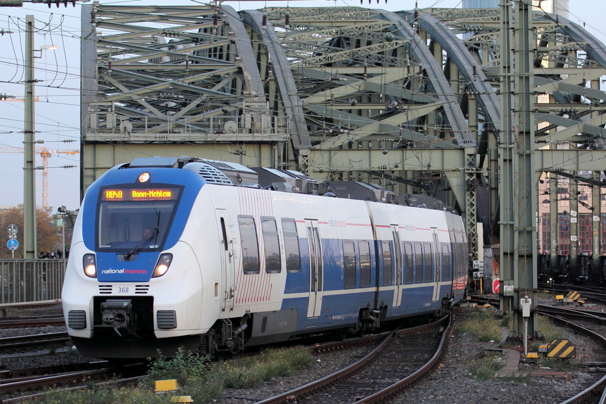 NXG 368 als RB 48 nach Bonn-Mehlem bei der Einfahrt in den Kölner Hbf. 16.11.2019