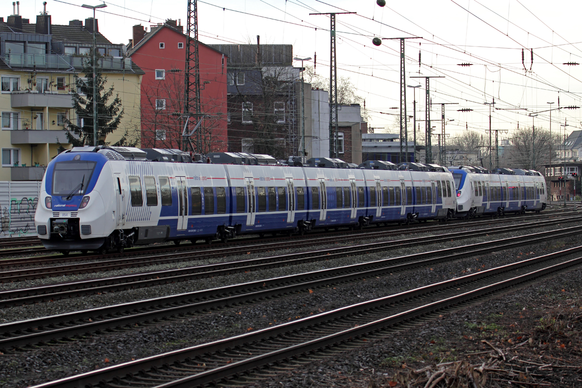 NXG 854 und NXG 656 in Köln-West 5.12.2015