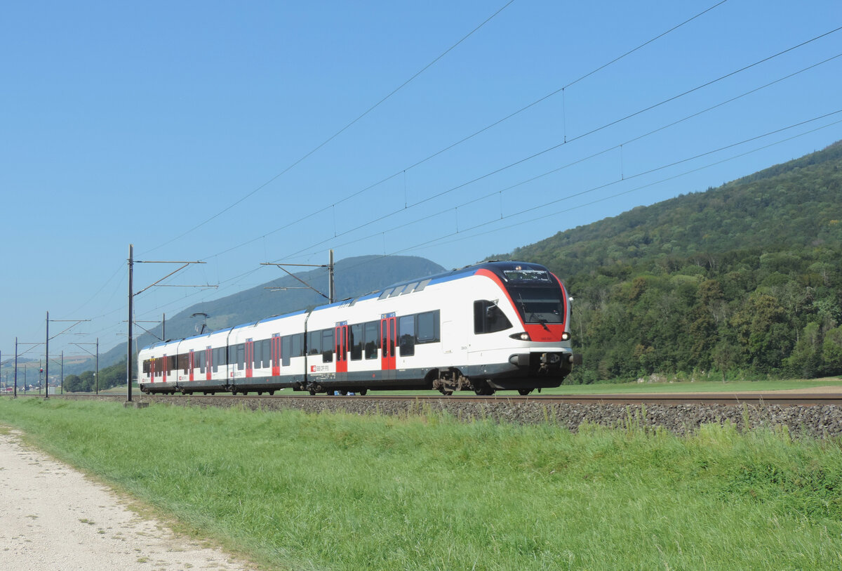 Oberbuchsiten - 2. September 2021 : RABe 523 037 Ebikon am R 7817 Biel - Olten