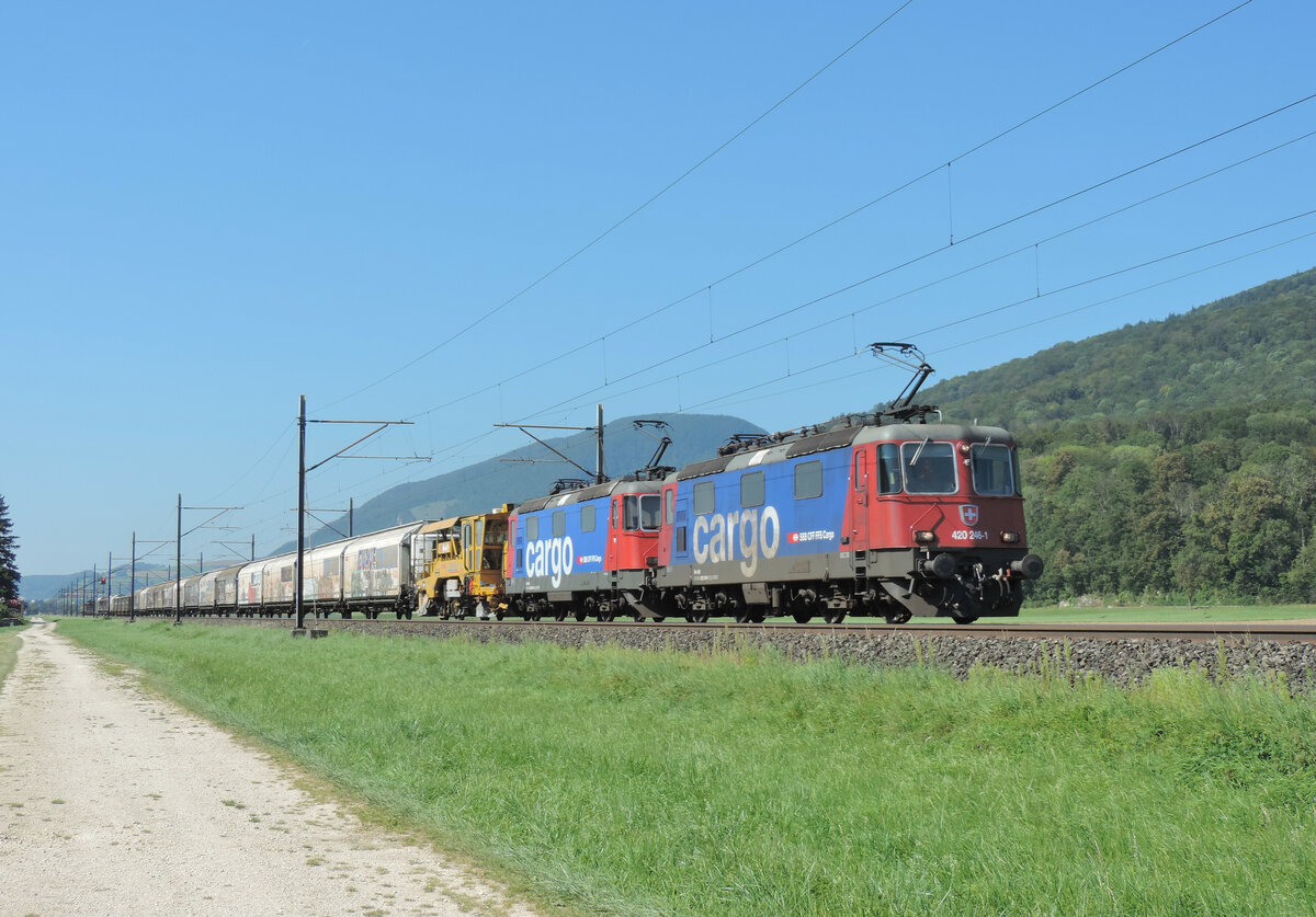 Oberbuchsiten - 2. September 2021 : Doppelpack mit 420 246 + 344 mit einem langen Mischer nach Olten unterwegs.