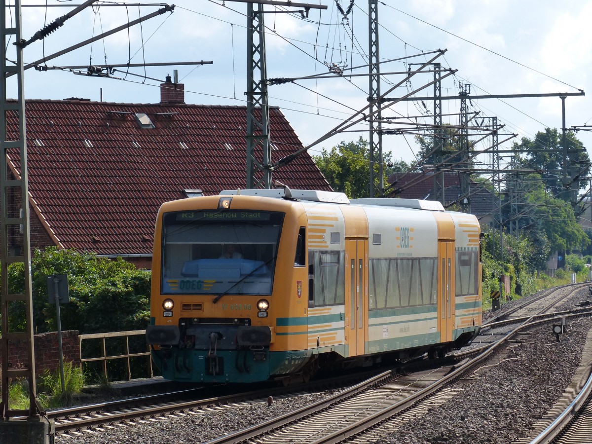 ODEG VT650 88 als R3 nach Hagenow fährt am 23.09.2014 in Ludwigslust ein.