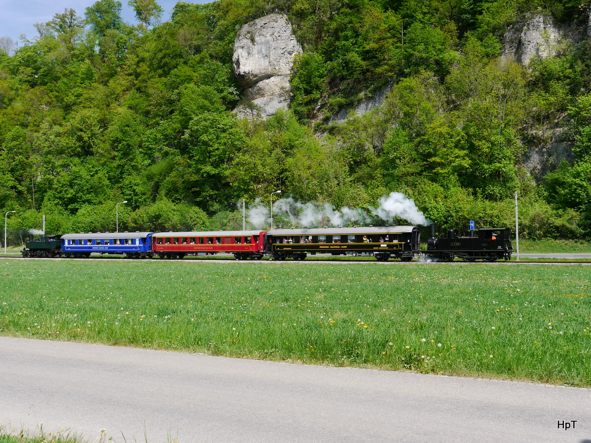 OeBB / asm Oberaargau - 100 Jahr Feier   Bipperlisi   Dampfzug der OeBB unterwegs in der Klus nach Niederbipp am 28.04.2018