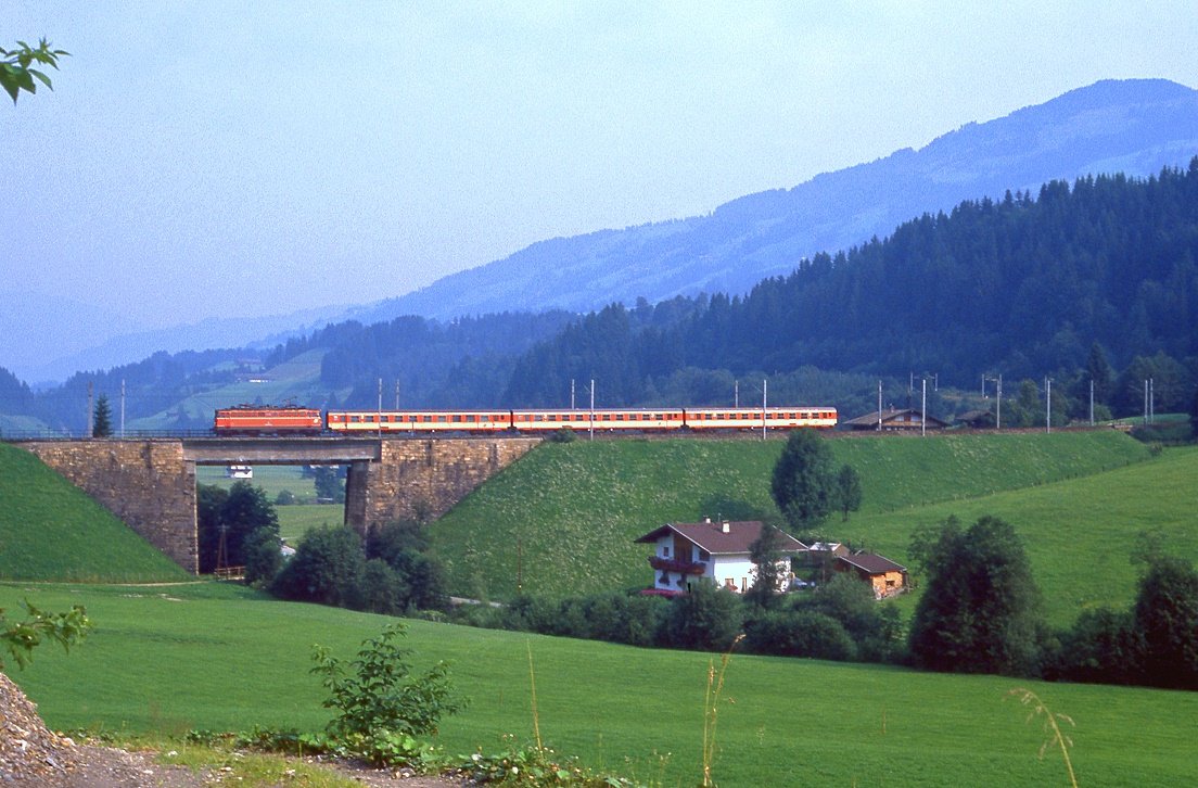 ÖBB 1042 641, Unterwindau, 5000, 30.07.1989.