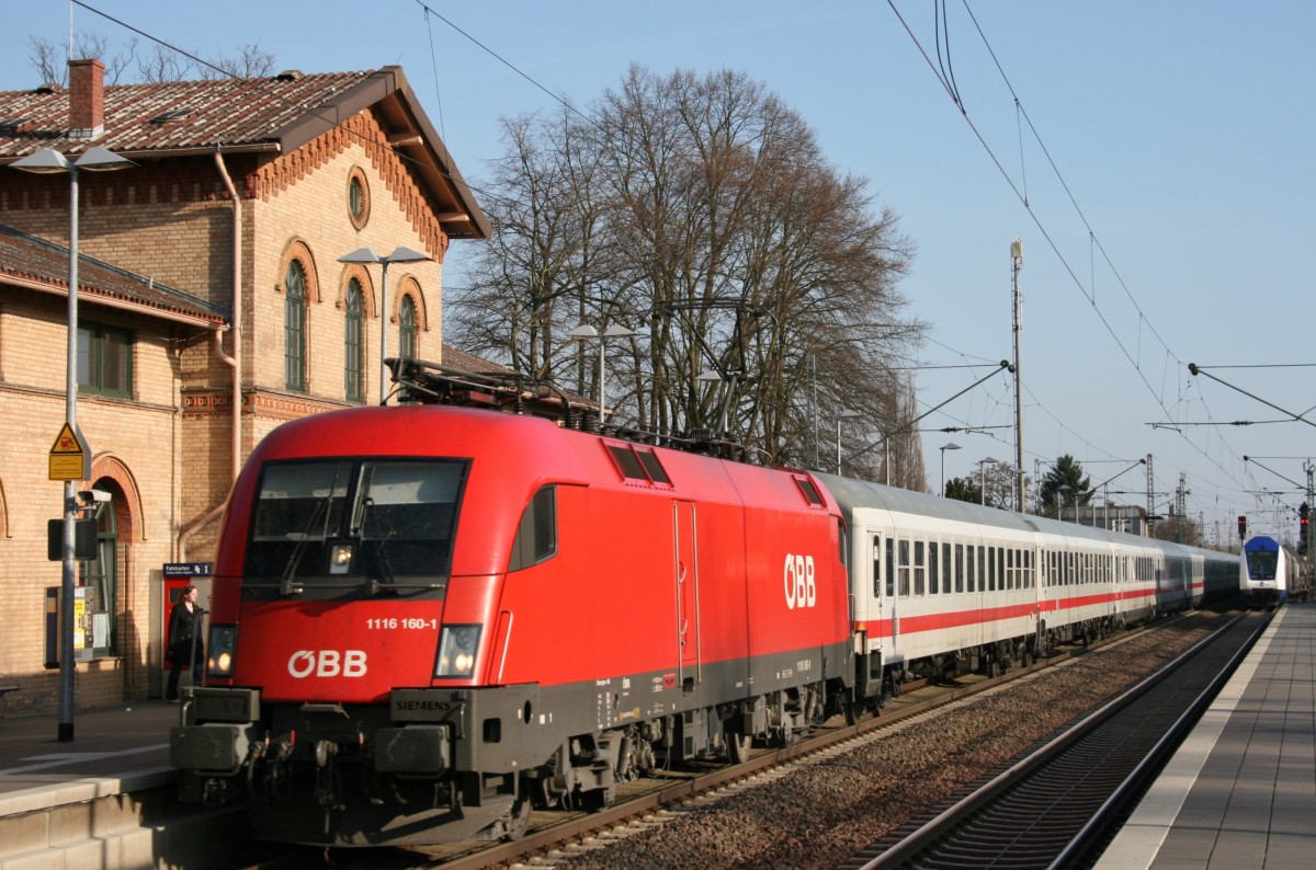 �BB 1116 160 mit IC 2082  K�nigssee  (Berchtesgaden–Hamburg) am 07.04.2010 in Bad Bevensen