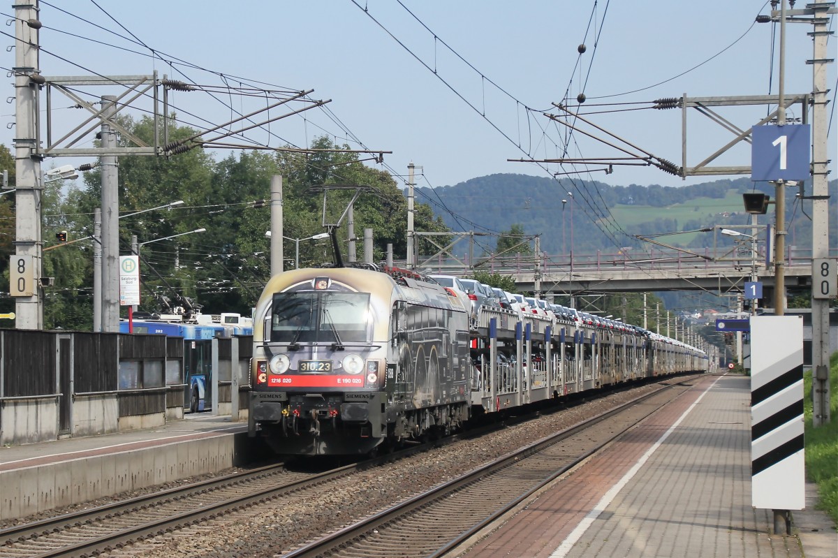 BB 1216 020  175 Jahre Eisenbahn in sterreich  mit einem Autozug bei der Durchfahrt in Salzburg-Sd Richtung Bischofshofen am 31.08.2013