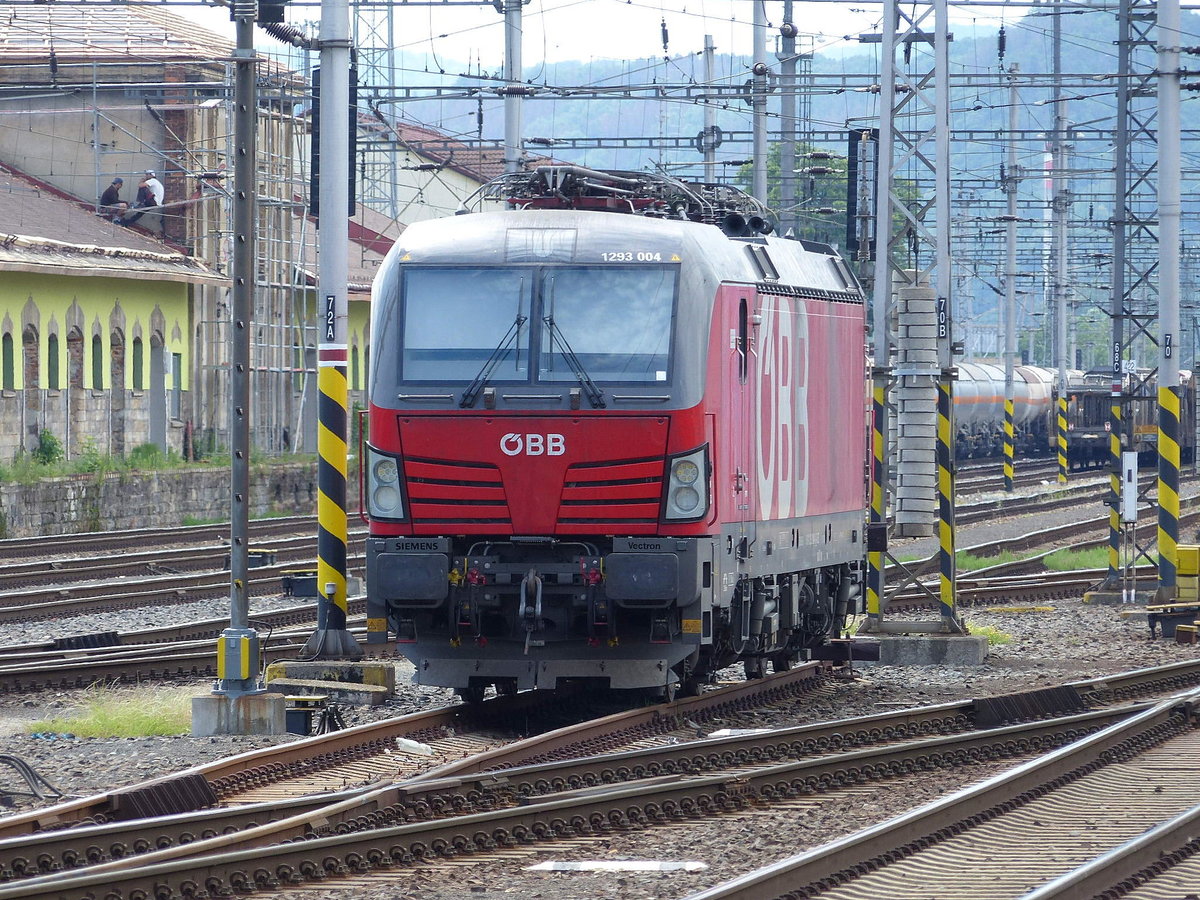 ÖBB 1293 004 am 09.06.2020 beim pausieren in Děčín hl.n..