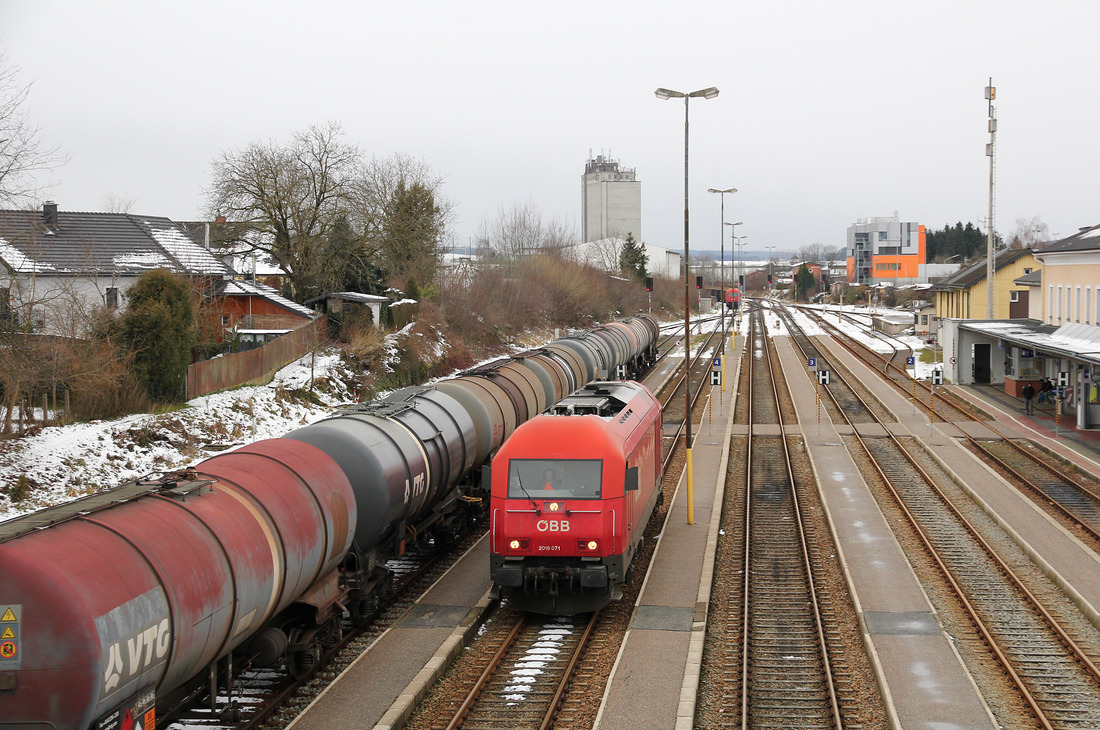 ÖBB 2016 071 // Bahnhof Ried im Innkreis // 21. Dezember 2017