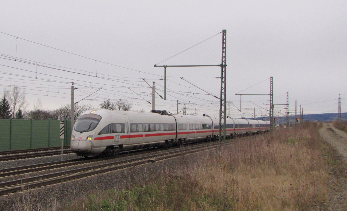 ÖBB 4011 091-8  Salzburg  als unbekannter ICE Richtung Erfurt, am 13.12.2014 in Azmannsdorf.