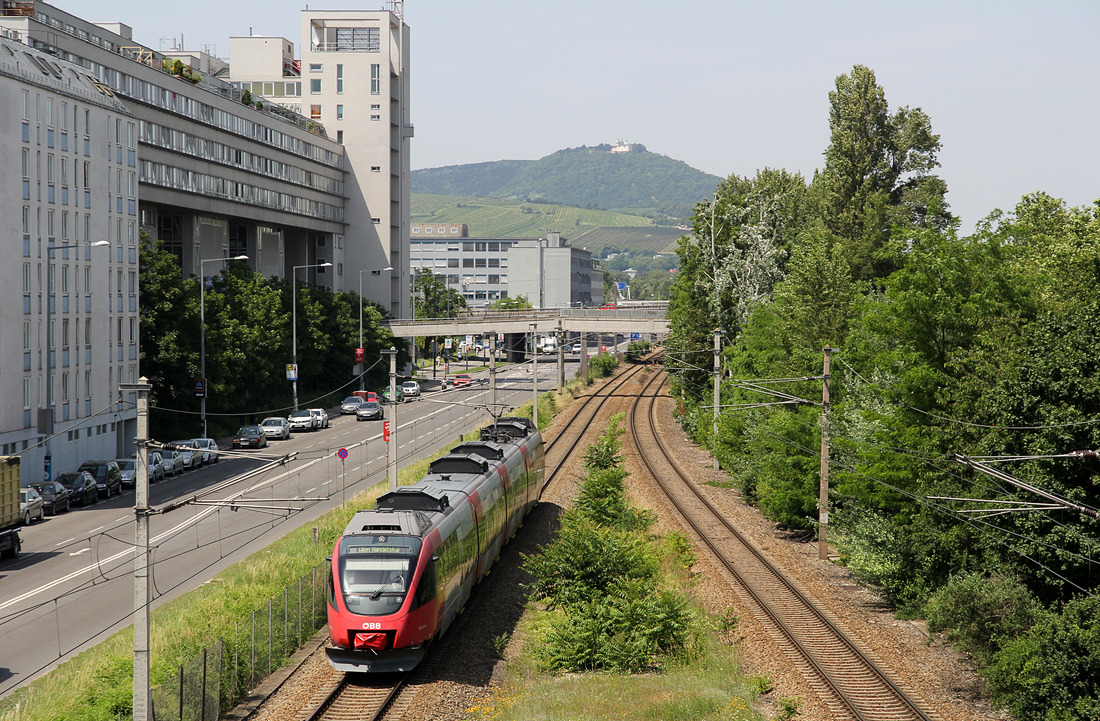 ÖBB 4024 079 // Aufgenommen von der oberen Ebene der Station Wien Handelskai. // 12. Juni 2019