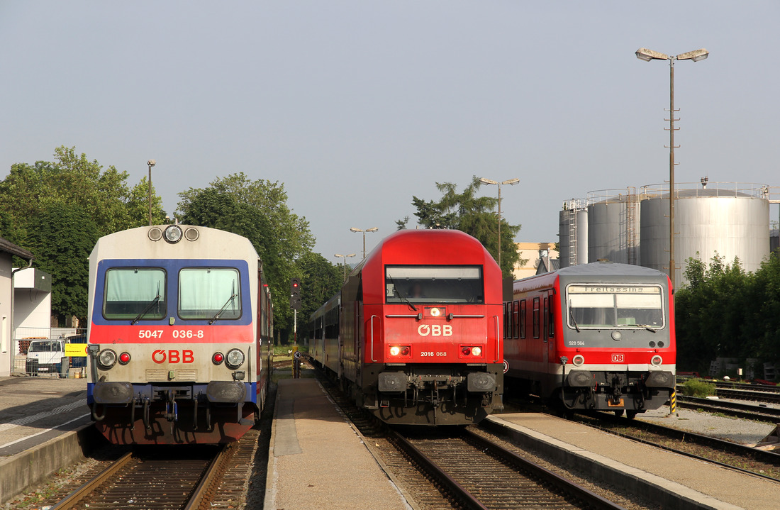 ÖBB 5047 036 + ÖBB 2016 068 + DB Regio 628 564 (im Leiheinsatz für die ÖBB) // Braunau am Inn // 12. Juni 2019