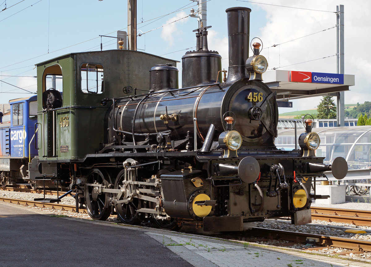 OeBB: Die frisch aufgearbeitete E 3/3 456 (ehemals NOB) vom Verein Historische Seethalbahn wartete am 6. August 2016 auf der OeBB-Endhaltestelle Oensingen auf die Rückfahrt nach Hochdorf.
Foto: Walter Ruetsch