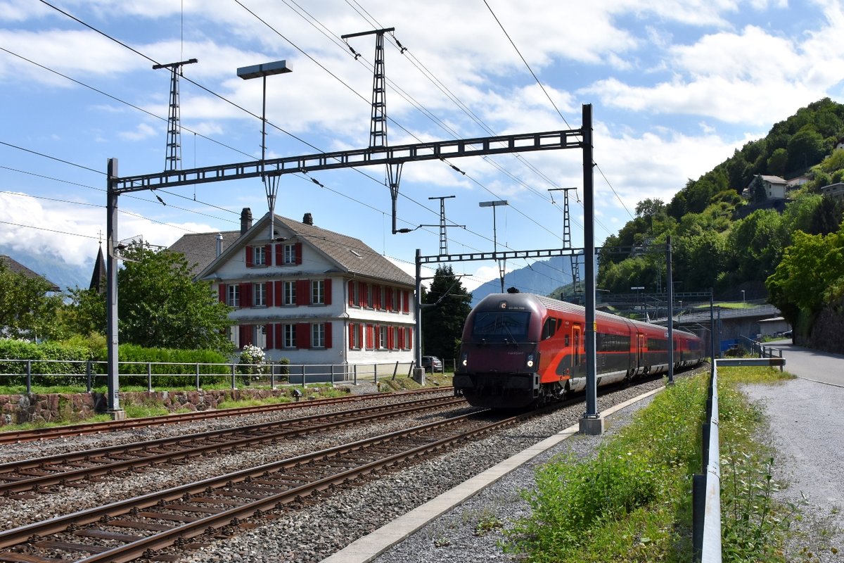 ÖBB Railjet (Steuerwagen 80-90.709) am 05.08.2017 in Mühlehorn am Walensee (CH) auf der Fahrt nach Zürich