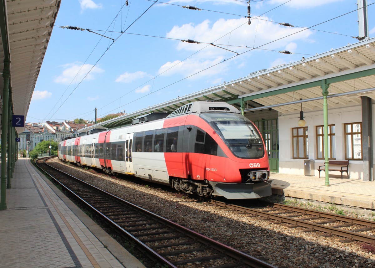 ÖBB Schnellbahn (S-Bahn) Wien S 45 (4024 133-3) Gersthof am 1. Juli 2015.
