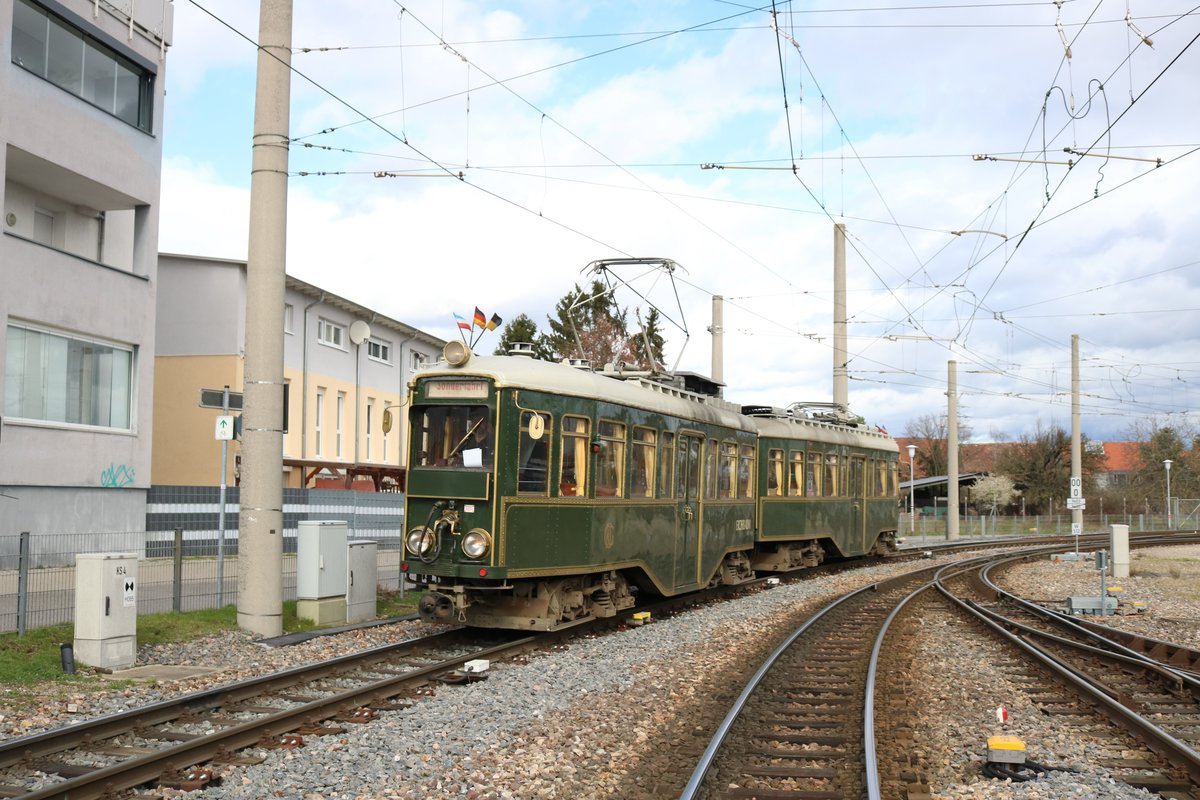OEG Salonwagen am 01.03.20 in Mannheim Käfertal vom Bahnsteig aus fotografiert