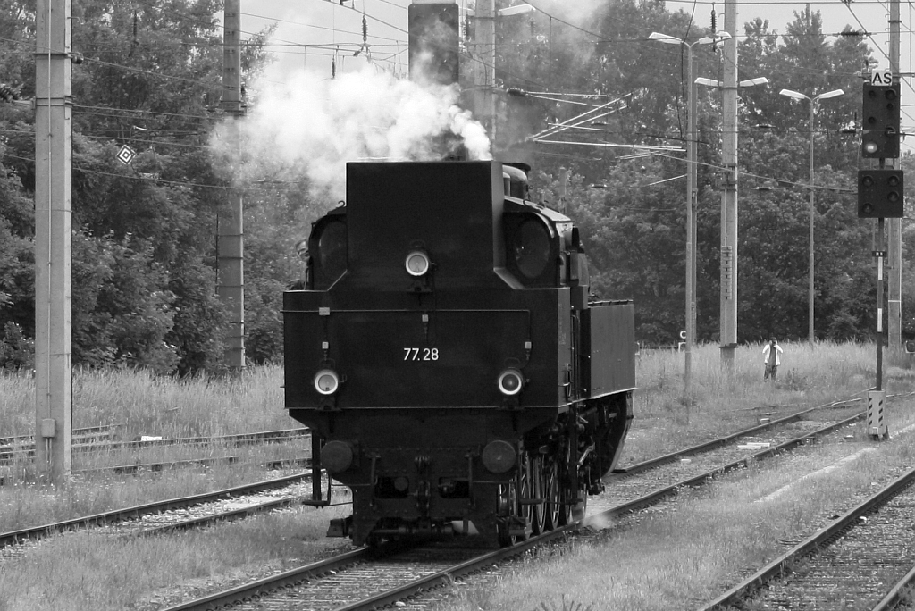 �GEG 77.28 am 11.Mai 2014 als SLP 14667 (Mistelbach - Heiligenstadt) im Bf. Wien Erdbergerl�nde.