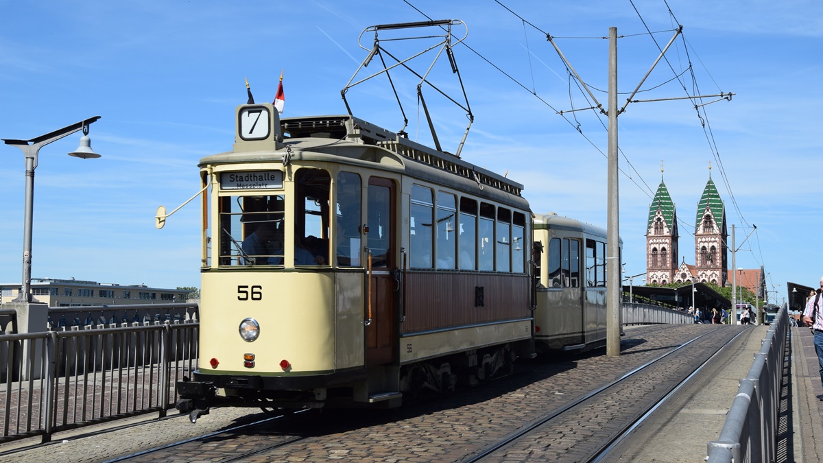 Oldtimer Tram Nr. 56 und seinen historischen Beiwagen Nr. 135. Die Aufnahme wurde am 01.06.2019 entstanden.