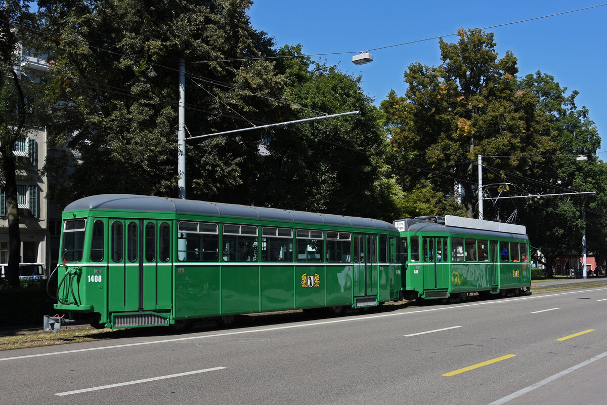 Oldtimerzug, mit dem Be 4/4 413 und dem B4 1408, fährt auf einer Probefahrt zur Haltestelle am Aeschenplatz. Die Aufnahme stammt vom 02.09.2021.