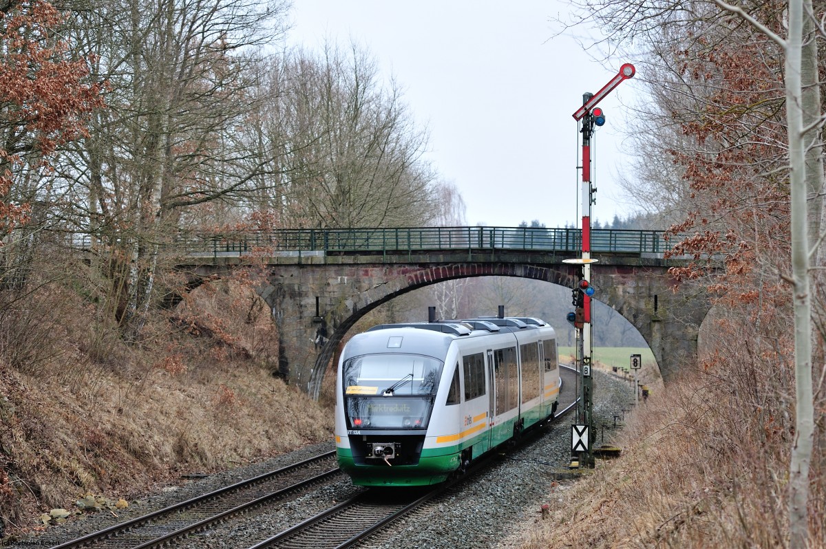 OPB 74254 von Regensburg nach Marktredwitz beim ESig Reuth b. Erbendorf, 13.03.2015