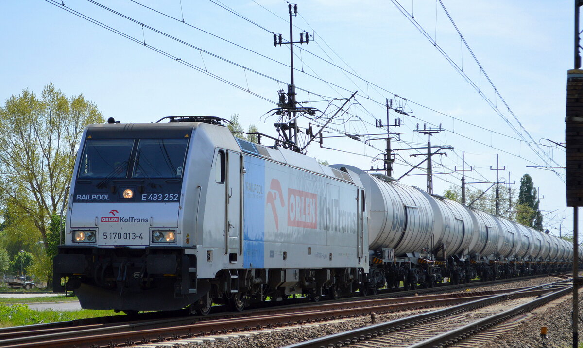 ORLEN KolTrans Sp. z o.o., Płock [PL] mit der polnischen Railpool Lok  E 483 252 / 5 170 013-4  [NVR-Nummer: 91 51 5170 013-4 PL-Rpool] und Kesselwagenzug (Roherdöl) am 10.05.22 Durchfahrt Bf. Kostrzyn (Polen).