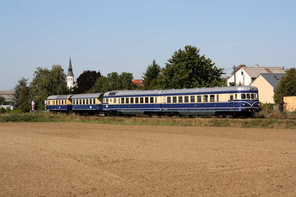 OSEK 6645.02 und 5145.11 am 15.September 2019 als SR 17289 (Bockfließ - Groß Schweinbarth) in Bockfließ.