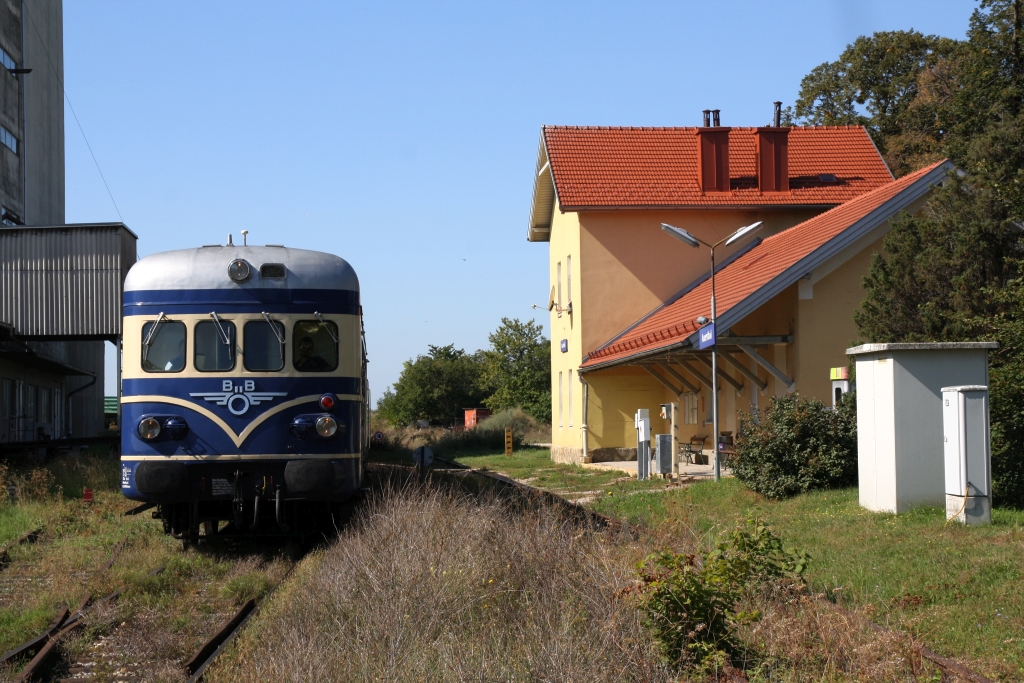 OSEK 6645.02 am 15.September 2019 als SR 17289 (Bockfließ - Groß Schweinbarth) in Auersthal.